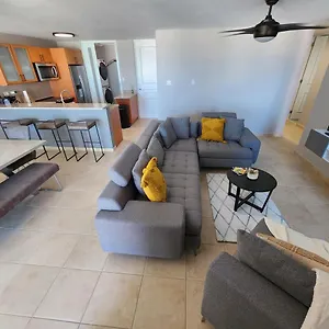 Hillside Village Retreat Apartment Rio Grande
